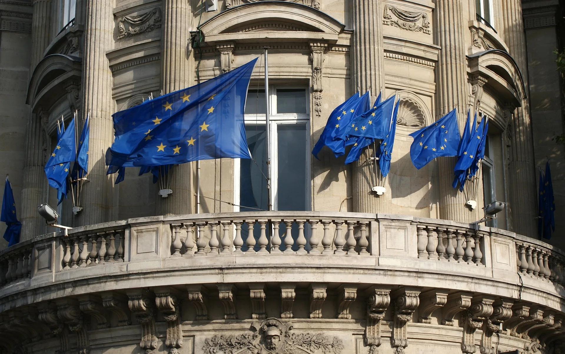 Jak wejście do Unii Europejskiej zmieniło nasz rynek nieruchomości?